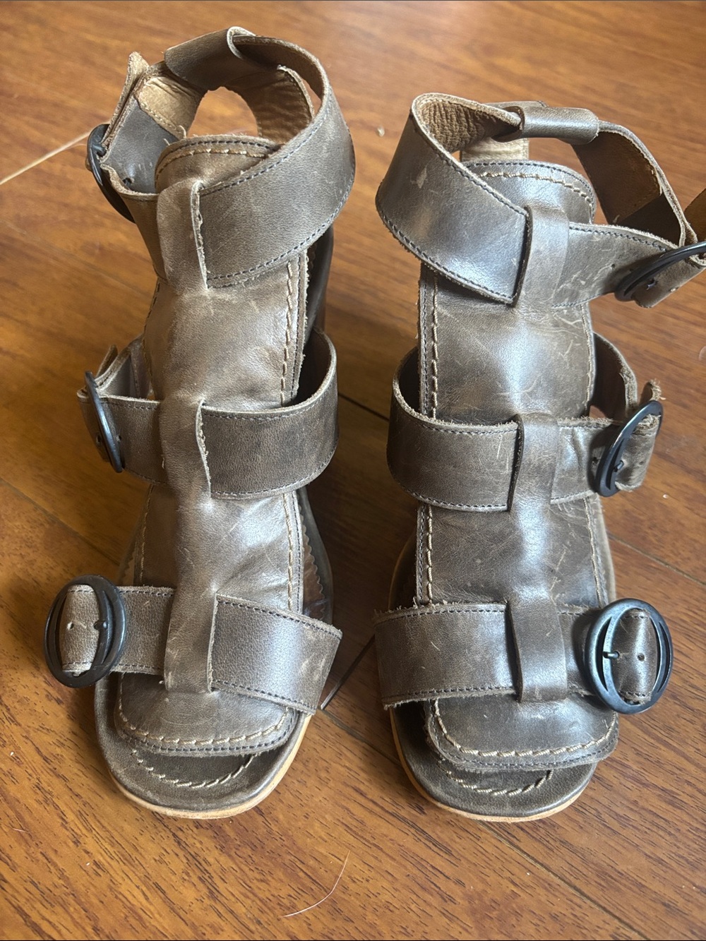 Fly London(fly girl) sandals